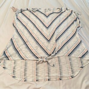 Cute plus size 26/28W top